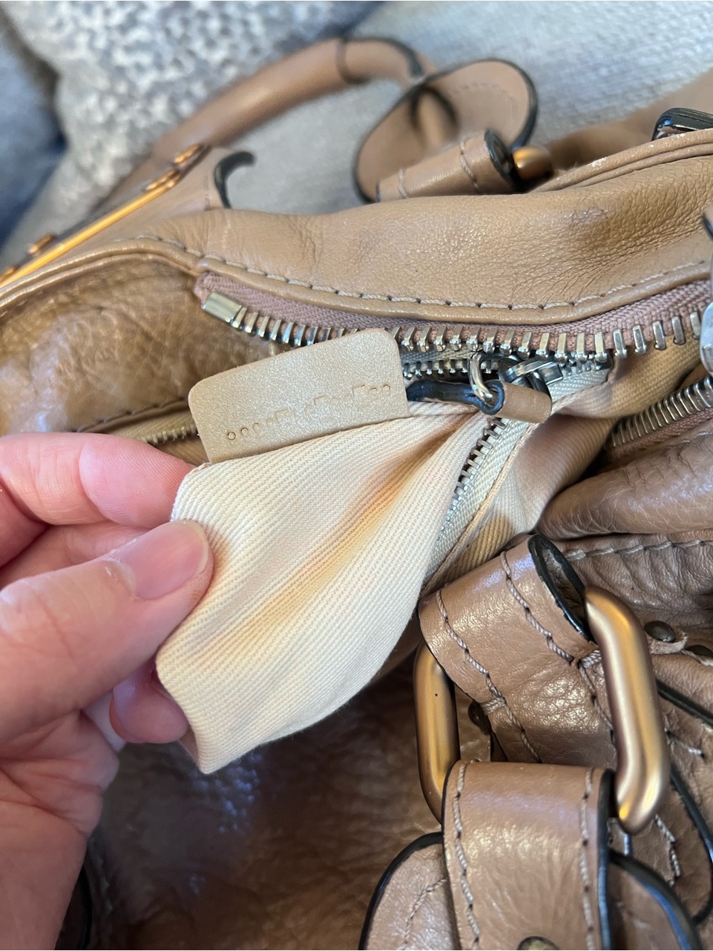 Chloe Paddington Soft Taupe Leather Handbag with Gold Accents - Picture 8 of 11